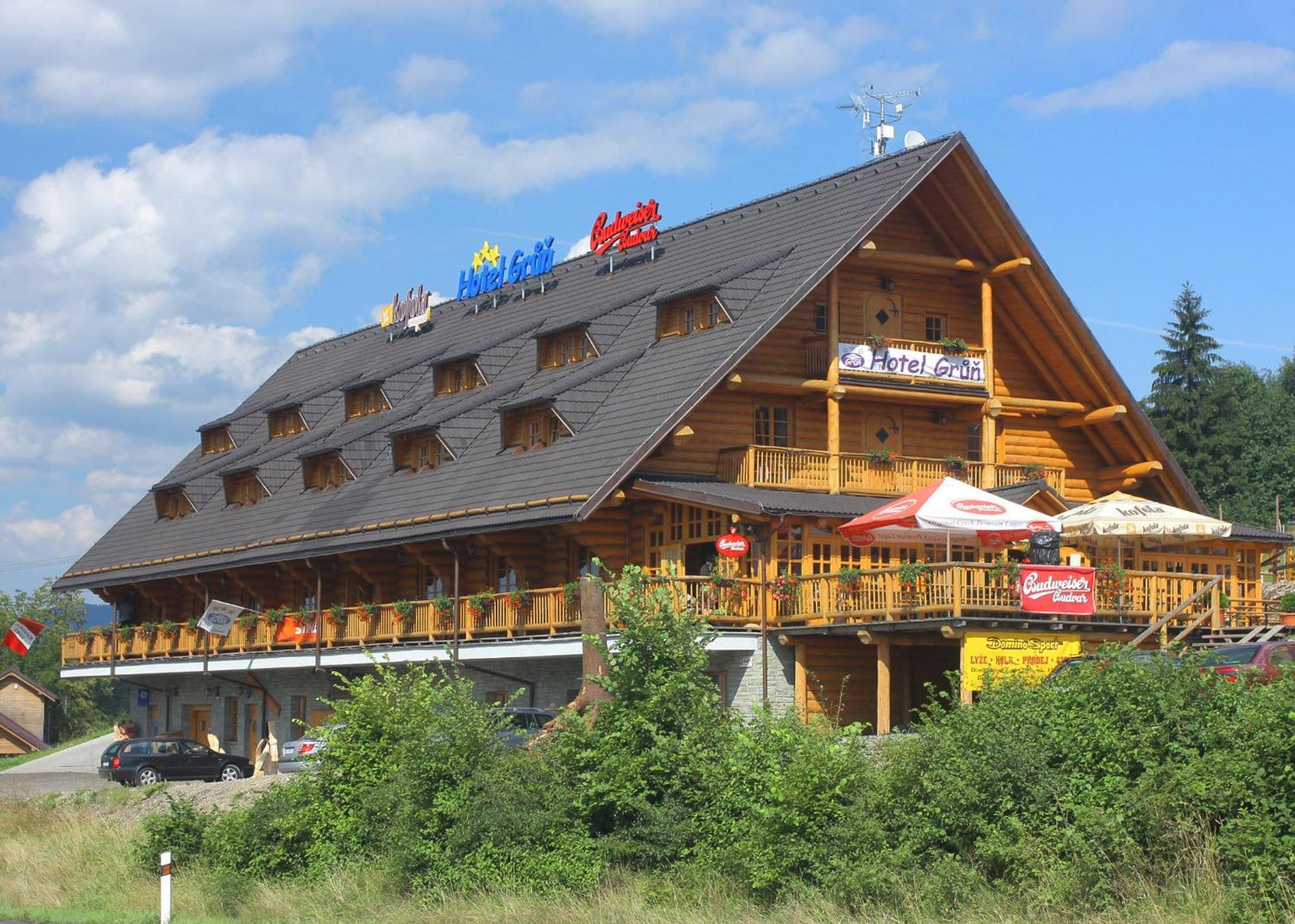 Hotel Grun 모스티 우 야블룬코바 외부 사진